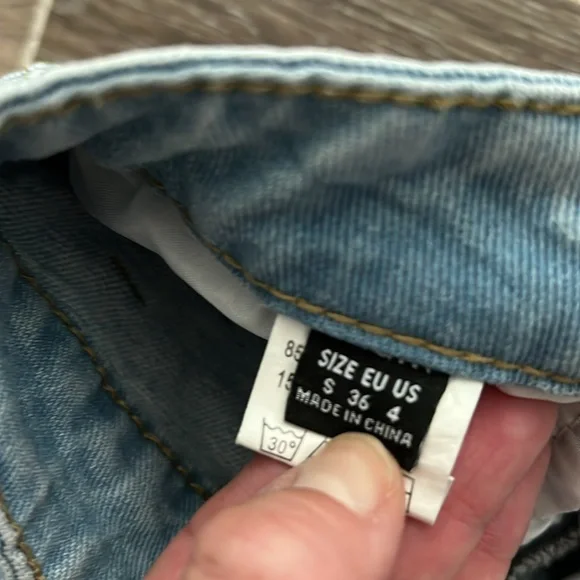 Awesome Sunshine flower denim straight leg jeans, size S - Picture 2 of 2